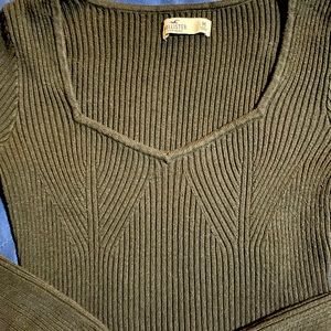 Hollister stretch square neck knit long sleeve cropped top